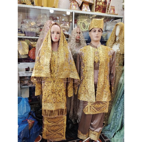 Baju Adat Minang
